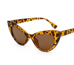 Fashion design gradiente occhiali da sole con lenti oceaniche da donna 2022 passerella europea e americana full frame UV400 men039s cat glass9214117