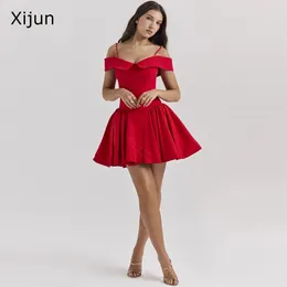 Xijunセクシーモダンな短いイブニングドレスオフアレンジアラインバースデーパーティーガウンフォーマルな機会ミニhcbプロムドバイ240320