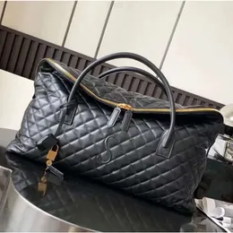 Top Airport/Travel Bag 2024 Spring-Giant XXL Y Designer Classic Quilted Genuine Leather Tote Large Capacity Black Plaid Shoulder Bag Handheld Crossbody Bag