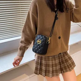 wholesale ladies shoulder bag 2 colors soft and light double zipper coin purse simple atmosphere solid color leather purse daily Joker rhombic handbag 583#