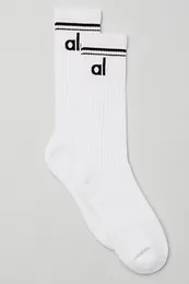 Aktif Gömlekler Al Çoraplar Orta Tüp Unisex Four Seasons Buzağı Socks Basketbol Tenis Futbol Sporları Gündelik Paralel Bar Yoga