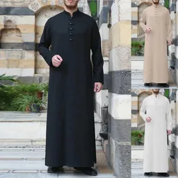 Abbigliamento etnico Abito musulmano Uomo Jubba Thobe Arabia Saudita Caftano Tinta unita Stand Neck Homme Abaya Caftano Islamico Islam Abito Eid