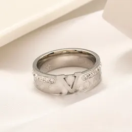 20 estilo designer marca carta banda anéis feminino 18k banhado a ouro prata cristal aço inoxidável amor jóias de casamento suprimentos anel fino escultura anel de dedo