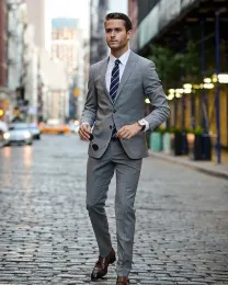 SUITS 2023 Design più recenti Grey Men Abito Casual Slimt smoking 2 pezzi Blazer in stile Blazer Giacca Terno Masculino Made Custom+Pant Hot Sell