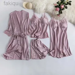 Sexig pyjamas Sexig 4st Women Robe Gown Set spets Satin Sleepwear Silk Intime underkläder Badrobe Nightwear Pyjama Sleep Robes Lounge Set 24318