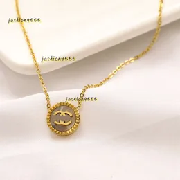 Naszyjniki wiszące 18 -karatowe złoto luksusowy designerski naszyjnik dla kobiet frytylary kształt marki listę Choker łańcuch Naszyjniki biżuterii Wysoka jakość 2024