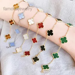 Cleef Four Leaf van Vanclef Clover 팔찌 디자이너 Jewlery Gold Bracelets Woman Luxury Silver Silver Four Leaf Charm Braclet Girls Gifts 4 잎