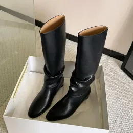 Boots Sltnx 2023 New Winter Street Style Boots Black Ugly Boots Low Keel Knight Classic Women's Boots Soft ولكن أحذية أنبوب واسعة الركبة