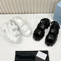 Designer-Damenschuhe, Designer-Sandalen, Hausschuhe, Freizeitschuhe, Strandschuhe, dicke Sohlen, braun, Schuhmacher, Sommerkleidung, Designer-Sandalen für Damen, luxuriös