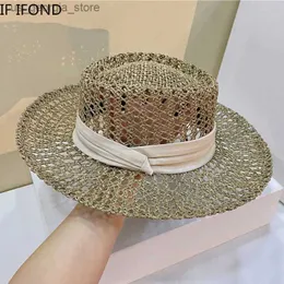 Chapéus de aba larga Chapéus de balde Novo chapéu de palha natural Str Womens Summer Flat Brim Beach Sun Hat Moda Hollow Holiday Hat Chapeau Womens Y240319