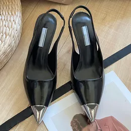 24s mulheres saltos sandálias designer sapatos formais lindo verão genuíno triângulo etiqueta de couro salto fino marca couro genuíno dedo do pé alto