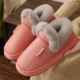 Chinelos 2024Men's PU Couro Interior À Prova D 'Água Casa Peludo Mulheres Casal Flats Casais Quarto Inverno Quente Slides Anti-Slip Sapatos