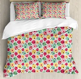 Sängkläder sätter nyckelpigor Set Comporter Däcke Cover Pillow Shams Abstrakt bugmönster med många olika DE -dubbelsäng