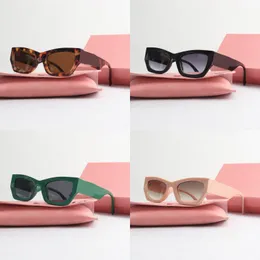 MIU -solglasögon av hög kvalitet UV -skydd Glasögon Designers Män bokstäver ramar Sonnenbrille Ladies Sun Glasses Högt utseende Värde FA068 B4