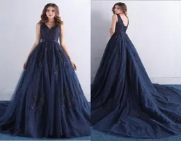 Marineblaue Abendkleider in Übergröße 2022, V-Ausschnitt, Flügelärmel, Empire-Taille, Abschlussballkleid, Spitzenapplikation, Perlen, Pailletten, Abschlussfeier 5474694