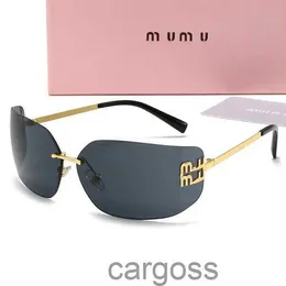 Tasarımcı Güneş Gözlüğü Kadın Büyük Boy Lüks Erkek Ladi Tasarımcıları Miui Lunette De Soleil Mui Güneş Gözlükleri İsteğe Bağlı Sonnenbrillen Gafas Sol Kutu R0FW AB K912