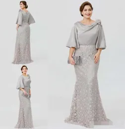 2019 Neues silbernes elegantes Kleid für die Brautmutter Halbarm Spitze Meerjungfrau Hochzeitsgastkleid Plus Size Formelle Abendkleider3351244