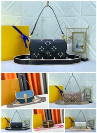 2024 Feder neuer Denim Blue Crossbody -Tasche mit verstellbarem Ribbon Schultergurt schwarzer Leder Curling Magnetic Flip Verschluss Umhängetasche