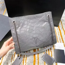 Mode niki shopping hög kapacitet butik väska för kvinnor läder stor crossbody designer väska på lyxiga handväskor mens lady clutch axel bagage helgväskor