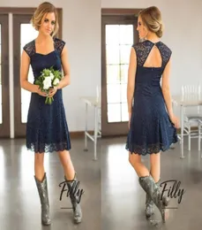 2017 Navy Blue Short Lace Country Bridesmaid Dresses Mante Open Back Sweetheart Knee Length Wedding Guest Goods Maid of Honor Par9436365