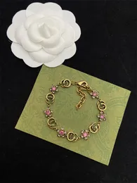 Popolare braccialetto di design alla moda da donna deluxe braccialetto di lusso leggero braccialetti con ciondoli con lettera senso di fascia alta personalizzati quotidiani versatili zl177 I4