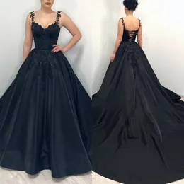 Linia wspaniała gotycka spaghetti boho sukienki ślubne sukienki Koronkowe w górę Country Black Wedding Sukni
