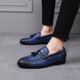 Buty buty mężczyzn formalne mokasyny buty buty sukienka butów butów butów ślubnych menu eleganckie zapatillas de hombre calzado hombre 698