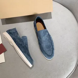 LP Loafers Mocasines Summer Walk Charms Suede Shoes For Men Sneakers Suede Leather Women Luxury Designers Högkvalitativ SLIP på lägenhetsklänning