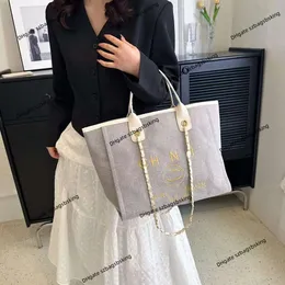 Women's luxury handbag Pearl Beach Canvas Bag fashion New Commuter Shopping bag Large Capacity chain Single shoulder Portable Style for Women tote bag