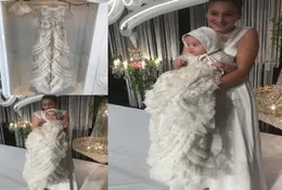 Lüks Kristal Vaftiz Elbiseleri Kız Beads Boncukları Apliked Katmanlı Ruffles Vaftiz Önlükleri Bonnet İlk İletişim DRE1445396