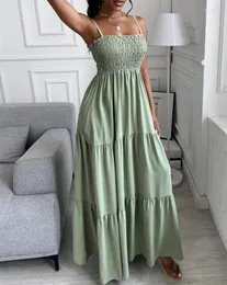 Sıradan elbiseler yaz boho kadınlar elbise zarif shirring detay kare boyun spagetti kayış pastel düz renk dantelli smock maxi