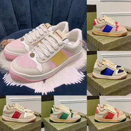 Designer 2024 New Kids Shoes Boys Little Girls Sneakers أحذية جلدية قذرة أحذية زرقاء حمراء شبكية متشابكة المدرب الدانتيل شقق خمر العداء الكلاسيكية الحذاء الحجم 25-35