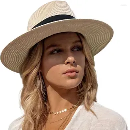 Berets 2024 Wide Brim Straw Hat Leisure Summer Cap Jazz Panama Fedora Fashion Travel Sun for Women Men Style Simple
