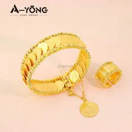 Bangle Hot Simple Coin Jóias Conjuntos 24k Banhado A Ouro Dubai Árabe Mulheres Luxo Cuff Pulseiras De Casamento Banquete Pulseiras Anéis 240319