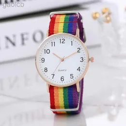 Zegarek zegarek światło gimnazjum uczeń zegarek Lady Leisure Rainbow Canvas Pas Kwarc Watch 24319