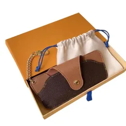 Tragbare Modedesigner-Sonnenbrillenetui Marke Buchstabe Blume Unisex Luxus-Sonnenbrillenbox Verpackung Marke V Schlüsselanhänger Brillentaschen Schlüsselbund Geldbörse Buchstabenlogo