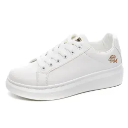 Scarpe da donna scarpe casual primaverile sneaker autunno moda bianca brodotta traspirata fiore laceup scarpe da tennis