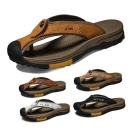 Sandaler 2022 Herr Sandaler Läder av hög kvalitet Antiskid Wearresistent Men's Sports Slippers Breattable Beach Shoes Large 3846