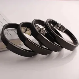 Braccialetti di cuoio dell'acciaio inossidabile del braccialetto vuoti per l'incisione Bracciale di cuoio per gli uomini con la placca di metallo Commercio all'ingrosso 10 pezzi 240319