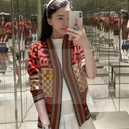 Bahar Sonbahar Kadınlar Sıradan Örme Hırka Kazakları Ekose Moda Fermuarı V yaka Desinger İnce Fit Sıcak yumuşak çok yönlü kazak ceketleri Coats