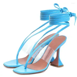 Sandały 2024 Summer Puchar Wysokie sukienka na imprezę Buty Kobiety Clear Pvc Clip Toe Kid -Strappy Band Stiletos Runway Sandalias dla kobiet