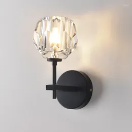 Lampa ścienna Postmodernistyczna minimalistyczna willa el artystyczna i kreatywna nordycka sypialnia Kryształ