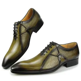 Sapatos Oxfords Leather Dress Shoes para Office Male Office Social Social Elegante Place de Casamento de Alta Qualidade Impressão de Moda Khaki preto