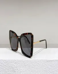 대형 Cateye Square Sunglasses 766 Gia Gold Black Lens 클래식 스타일의 패션 선 유리제 2272590