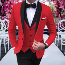 Erkekler takım elbise 3 adet siyah şal yaka parti kostümü ile kırmızı erkekler düğün için ince fit smokin balo takım elbise (akket pantolon yelek)