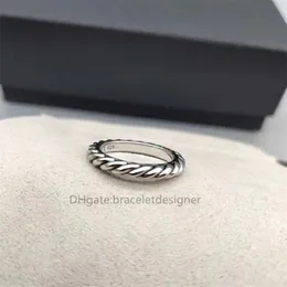 Hot Selling Luxury Rings 925 Sterling Silver Classic Circular Wave Ring Utsökt lyxig charm kvinnliga designers smycken gåva