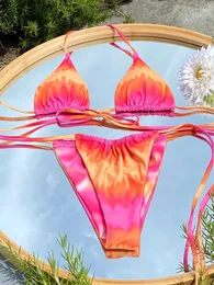 Kvinnors badkläder Miyouj Bandage Bikini Tryckt badkläder Kvinnor Sexig Bikini Set Triangle Beach Suit Micro Thong Brazilian Biquini Tryckt badkläder J240319