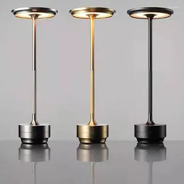 Lâmpadas de mesa Carregando Coffee Shop Bar Vintage Decor Atmosfera Night Light LED Desk Lamp Touch Dimming USB portátil