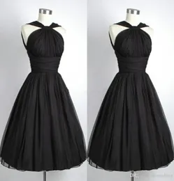 Schwarze Abschlusskleider unter 100 Vintage-Partykleid ALine Neckholder Chiffon Plissee kurze Cocktailkleider für Abschlussfeiern1613955