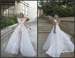 2020 I più nuovi abiti da sposa bianchi A Line Abiti da sposa in pizzo con taglio speciale Sweep Train Plus Size Abito da sposa da giardino8368484